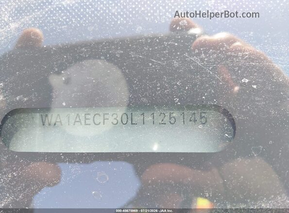 WA1AECF30L1125145 2020 AUDI Q3 Gray Widok komory silnika