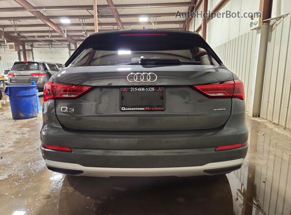 WA1AECF32L1088423 2020 AUDI Q3 Gray Հետևի տեսք