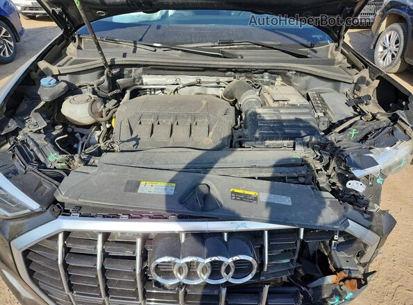 WA1AECF33N1009781 2022 AUDI Q3 Black Vista del compartimento del motor