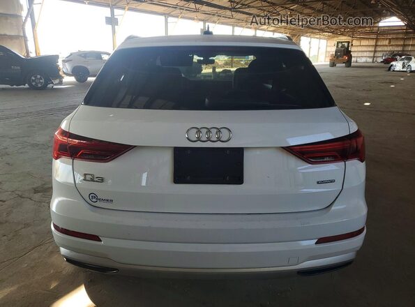 WA1AECF36K1076483 2019 AUDI Q3 White უკანა ხედი