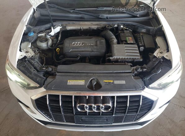 WA1AECF36K1076483 2019 AUDI Q3 White უკანა სალონის ხედი
