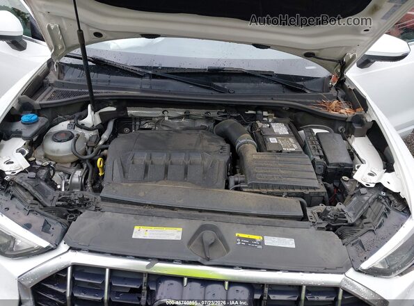 WA1AECF36L1053979 2020 AUDI Q3 White Вид ззаду