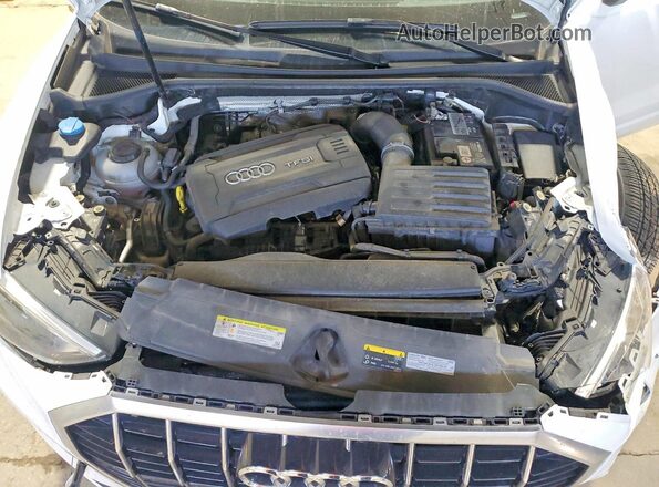 WA1AECF37K1076623 2019 AUDI Q3 White Շարժիչի բաժամունքի տեսք
