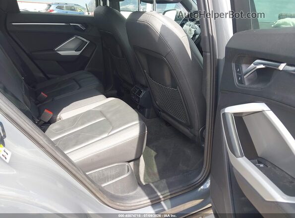 WA1AECF38L1025956 2020 AUDI Q3 Серый Вид наклейки с VIN-кодом