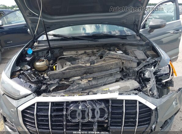 WA1AECF38L1025956 2020 AUDI Q3 Серый Вид сзади
