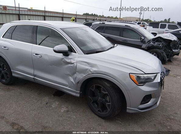 WA1AECF39L1077080 2020 AUDI Q3 Silver Դիմացի տեսք