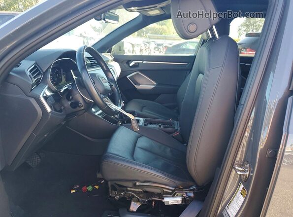 WA1AECF3XL1111530 2020 AUDI Q3 Gray წინა სალონის ხედი