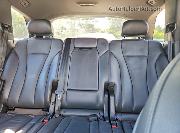 WA1AHAF73JD008122 2018 AUDI Q7 Gray უკანა სავარძლების ხედი