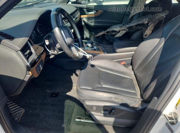WA1AHAF75HD039057 2017 AUDI Q7 White Widok wnętrza z przodu