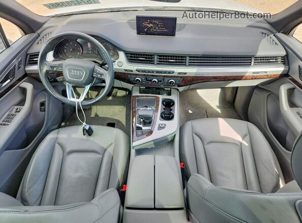 WA1AHAF76KD025627 2019 AUDI Q7 White Вид панелі приладів