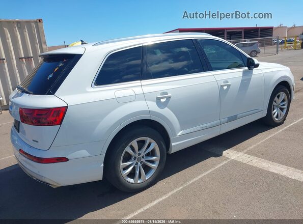 WA1AHAF7XHD059420 2017 AUDI Q7 White Задня права чверть