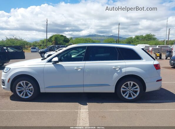 WA1AHAF7XHD059420 2017 AUDI Q7 White Панорамний вид салону 360°