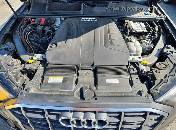 WA1AJBF72ND020004 2022 AUDI Q7 Charcoal Widok wnętrza z tyłu