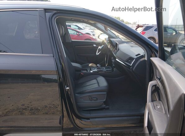 WA1ANAFY0J2213037 2018 AUDI Q5 Черный Вид салона спереди