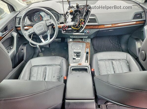 WA1ANAFY0K2084685 2019 AUDI Q5 Black Vista del salpicadero