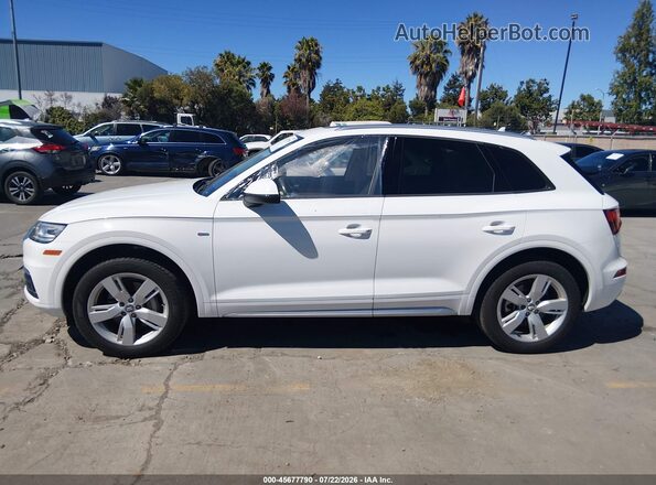 WA1ANAFY1J2006446 2018 AUDI Q5 White Vista interior de 360 grados