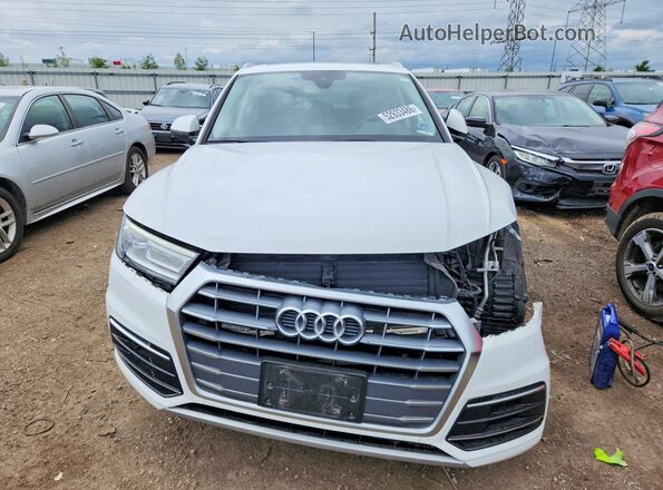 WA1ANAFY2J2207756 2018 AUDI Q5 White Front view