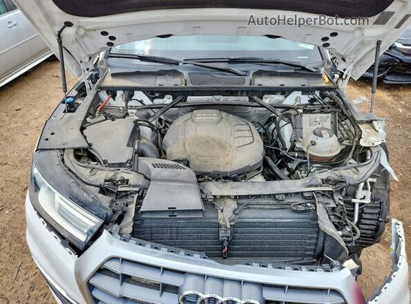 WA1ANAFY2J2207756 2018 AUDI Q5 White Rear interior view
