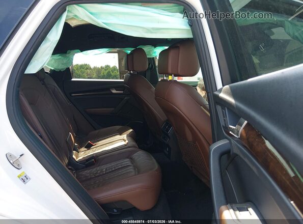 WA1ANAFY2J2213587 2018 AUDI Q5 Белый Вид наклейки с VIN-кодом