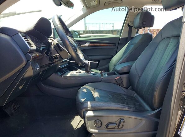 WA1ANAFY2K2023564 2019 AUDI Q5 Black Вид салону спереду