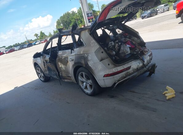 WA1ANAFY2K2133983 2019 AUDI Q5 White Rear left