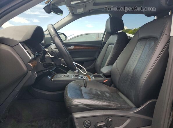 WA1ANAFY3J2090401 2018 AUDI Q5 Black Front interior view