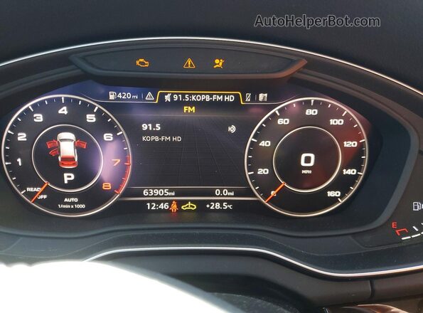 WA1ANAFY4J2202123 2018 AUDI Q5 White Vista del cuadro de instrumentos