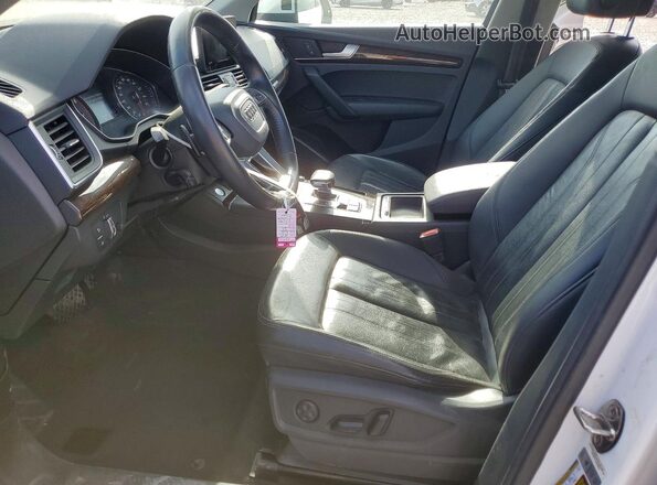 WA1ANAFY4K2092062 2019 AUDI Q5 White Vista interior delantera