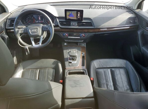 WA1ANAFY4K2092062 2019 AUDI Q5 White Vista del salpicadero