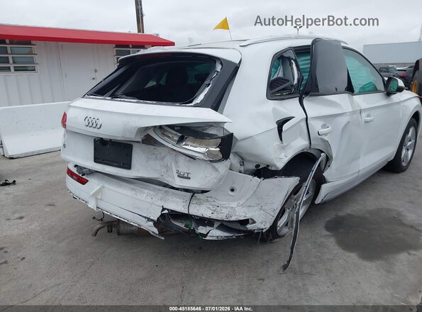 WA1ANAFY5J2023010 2018 AUDI Q5 White Front view