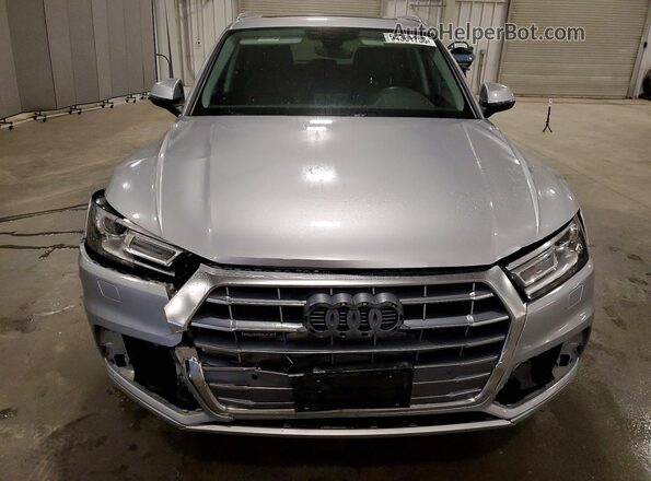 WA1ANAFY5L2083520 2020 AUDI Q5 Silver Вид спереду