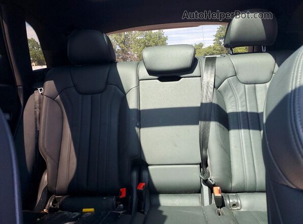 WA1ANAFY5L2112787 2020 AUDI Q5 Gray Widok tylnych siedzeń