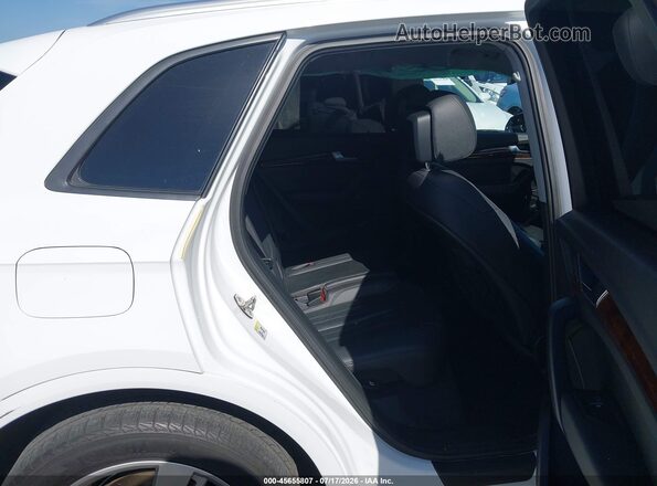 WA1ANAFY6J2010086 2018 AUDI Q5 White VIN կոդի պիտակի տեսք