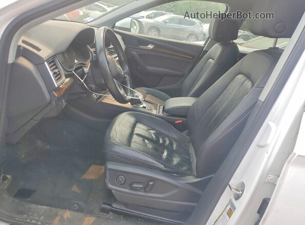WA1ANAFY7J2018522 2018 AUDI Q5 White Widok wnętrza z przodu
