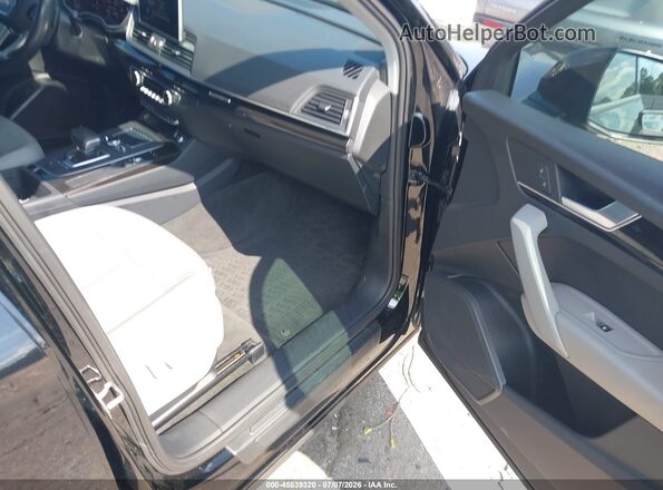 WA1ANAFY8J2205235 2018 AUDI Q5 Black Սալոնի դիմացի տեսք