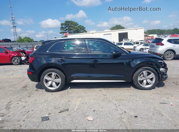WA1ANAFY8J2205235 2018 AUDI Q5 Black Սալոնի հետևի տեսք