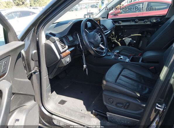 WA1ANAFY8K2064166 2019 AUDI Q5 Черный Вид салона спереди