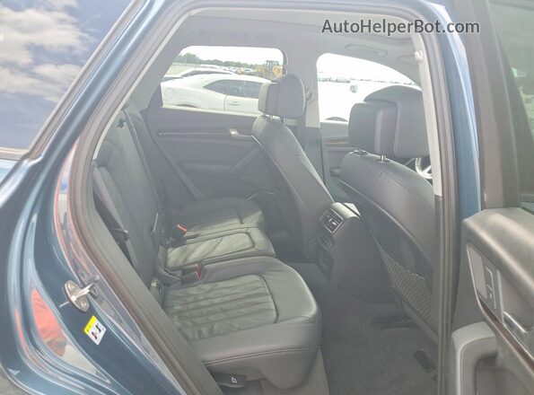 WA1ANAFY9J2029618 2018 AUDI Q5 Синий Вид задних сидений