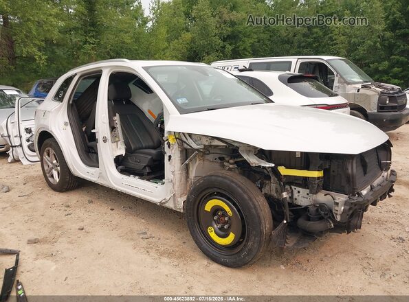 WA1ANAFYXK2086556 2019 AUDI Q5 White Front view