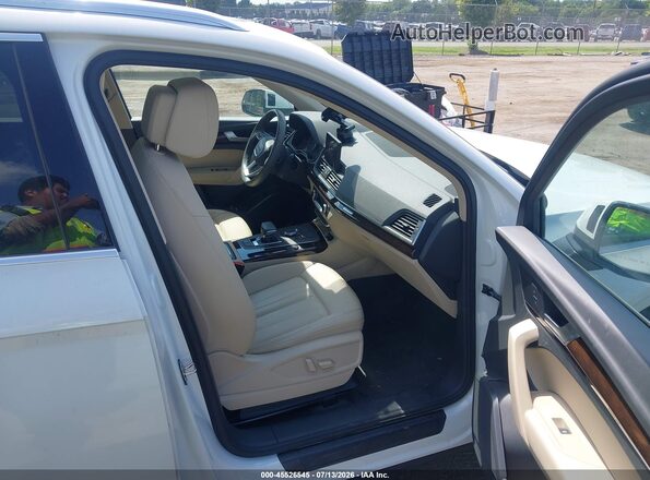 WA1ANAFYXK2139174 2019 AUDI Q5 White Widok wnętrza z przodu