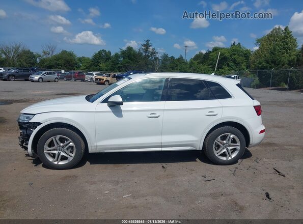 WA1ANAFYXK2139174 2019 AUDI Q5 White 