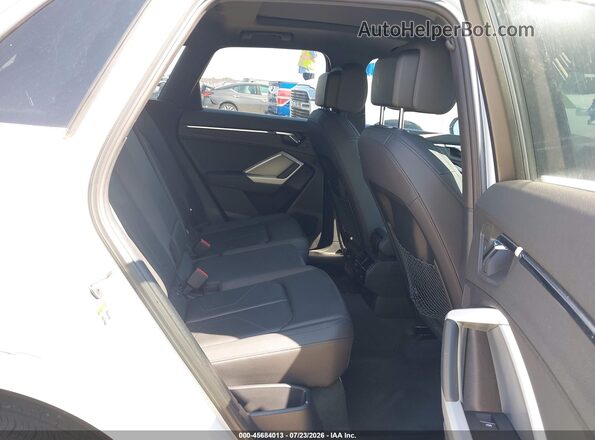WA1AUCF34N1008111 2022 AUDI Q3 Белый Вид наклейки с VIN-кодом