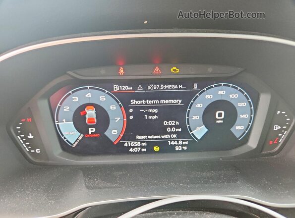 WA1AUCF36N1149083 2022 AUDI Q3 Red Vista del cuadro de instrumentos