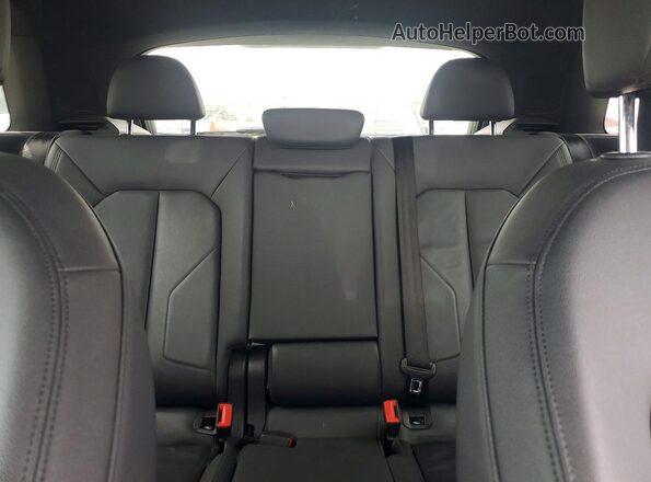 WA1AUCF39M1090075 2021 AUDI Q3 White Հետևի նստատեղերի տեսք
