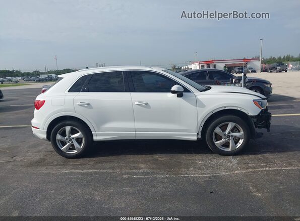 WA1AUCF3XM1072166 2021 AUDI Q3 Бежевый Панорамный вид салона 360°