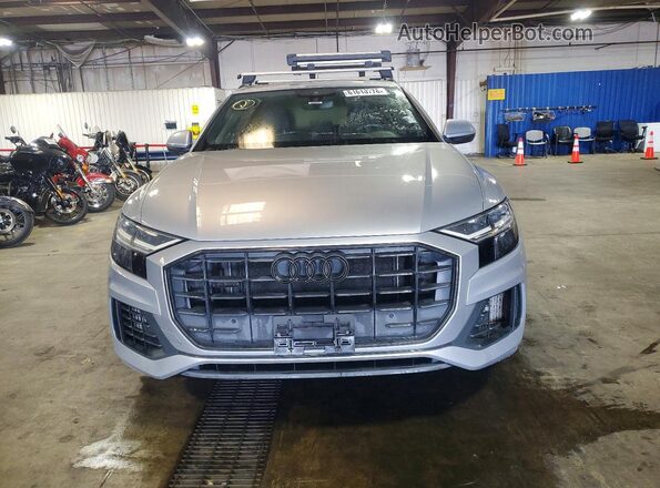WA1AVAF11KD017312 2019 AUDI Q8 Silver Вид спереду