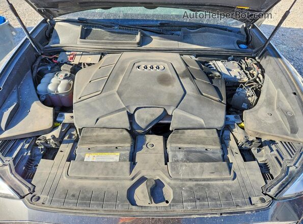 WA1AVAF19KD020023 2019 AUDI Q8 Gray უკანა სალონის ხედი