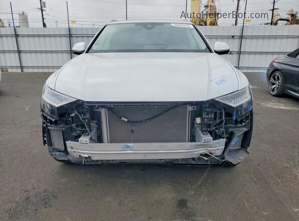 WA1AVBF11PD024502 2023 AUDI Q8 White Դիմացի տեսք