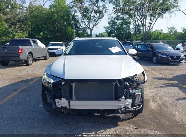 WA1AVBF14PD026020 2023 AUDI Q8 White Вид спереду