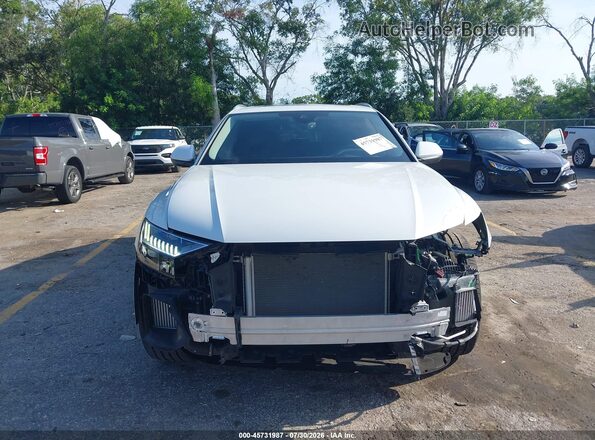 WA1AVBF14PD026020 2023 AUDI Q8 White Вид задньої частини салону